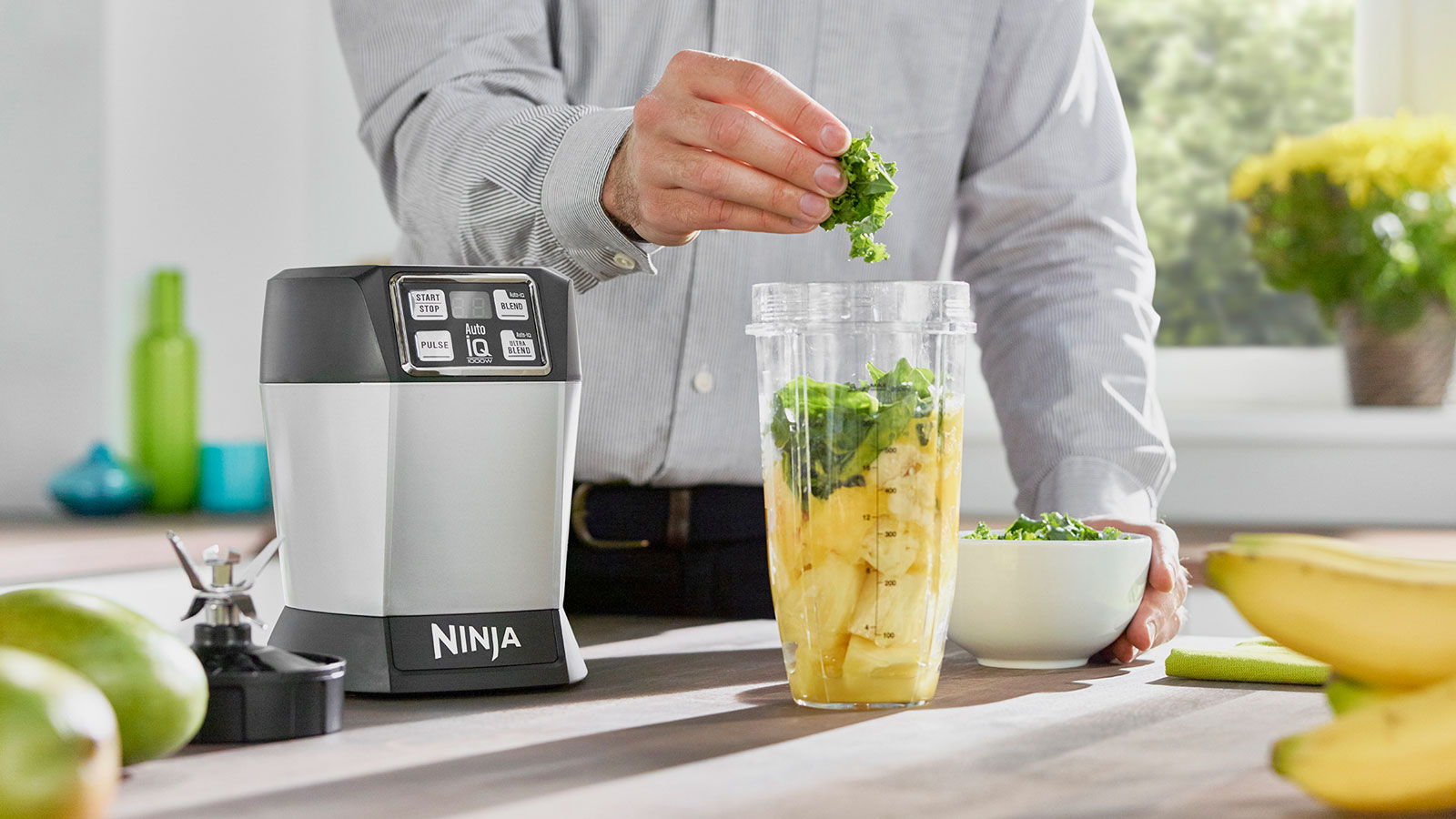 Nutri Ninja Personal Blender with AutoiQ 1000W BL480UK