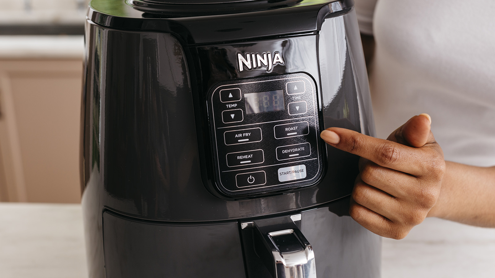 Ninja Air Fryer AF100UK Ninja Kitchen